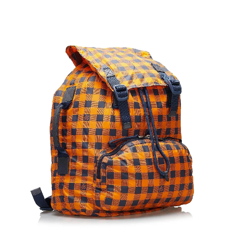 Louis Vuitton bags with a chain - link trim and a leather body for a modern edgeLouis Vuitton Damier Masai Adventure Practical Backpack (SHG-cEe5yq)