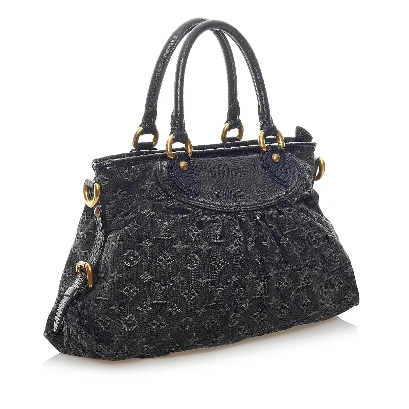 Ladies Louis Vuitton shoulder bags with a magnetic - closure flap for easeLouis Vuitton Denim Neo Cabby MM (SHG-34630)