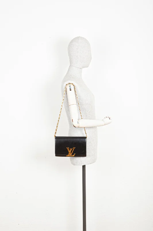 Louis Vuitton Twist bags with a snakeskin - effect panel for a bold lookLOUIS VUITTON Chain Louise Bag GM Black