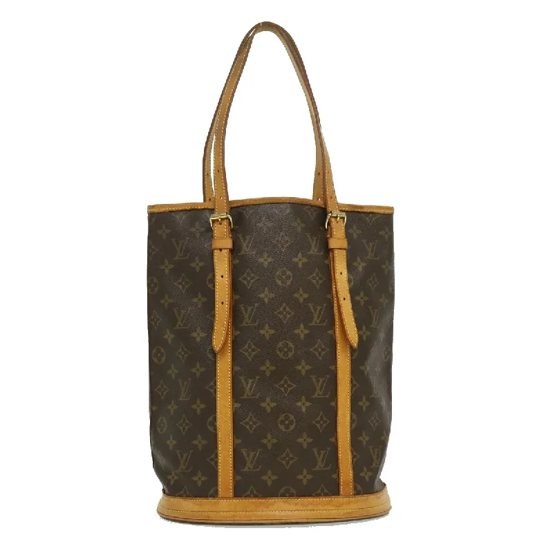 Louis Vuitton tote bags with a water - resistant coating for outdoor useLouis Vuitton Bucket Shoulder Bag