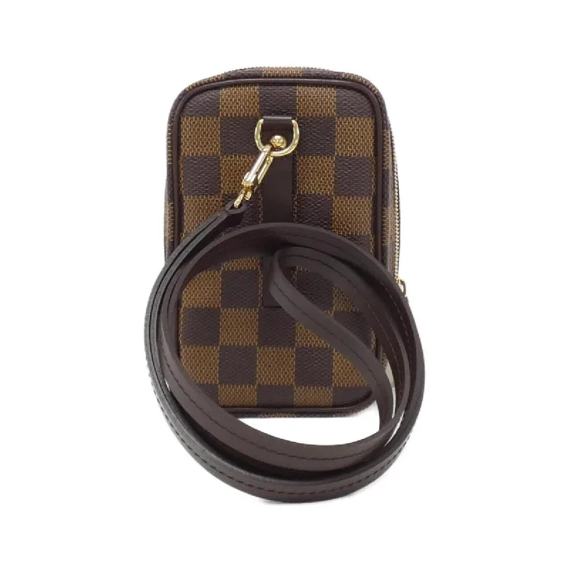 Ladies Louis Vuitton Capucines bags with a detachable shoulder strapLouis Vuitton Damier N61737 Pouch