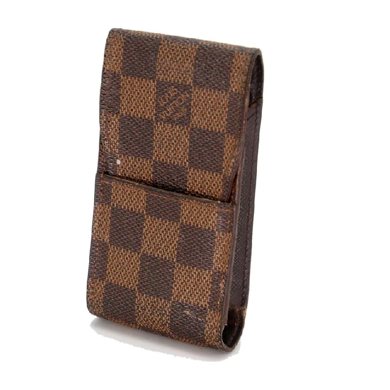 Louis Vuitton crossbody bags in a bold red color for a statementLouis Vuitton Damier Monogram Cigarette Case Accessory LV-1118P-0021