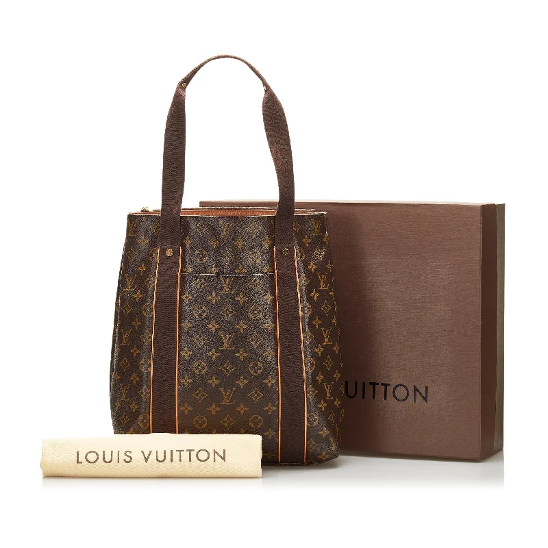 Ladies Louis Vuitton Petite Malle bags with a star - shaped charm for cutenessLouis Vuitton Cabas Beaubourg Monogram Canvas