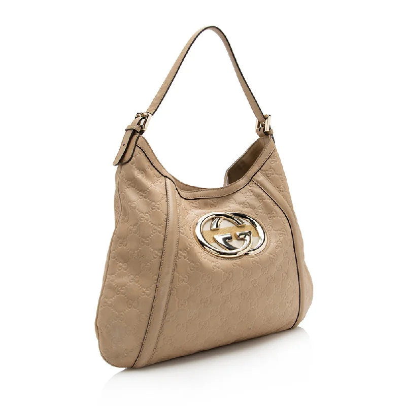 Women Gucci bags with a front - flap pocket for quick - access itemsGucci Guccissima Leather Britt Medium Hobo (16661)