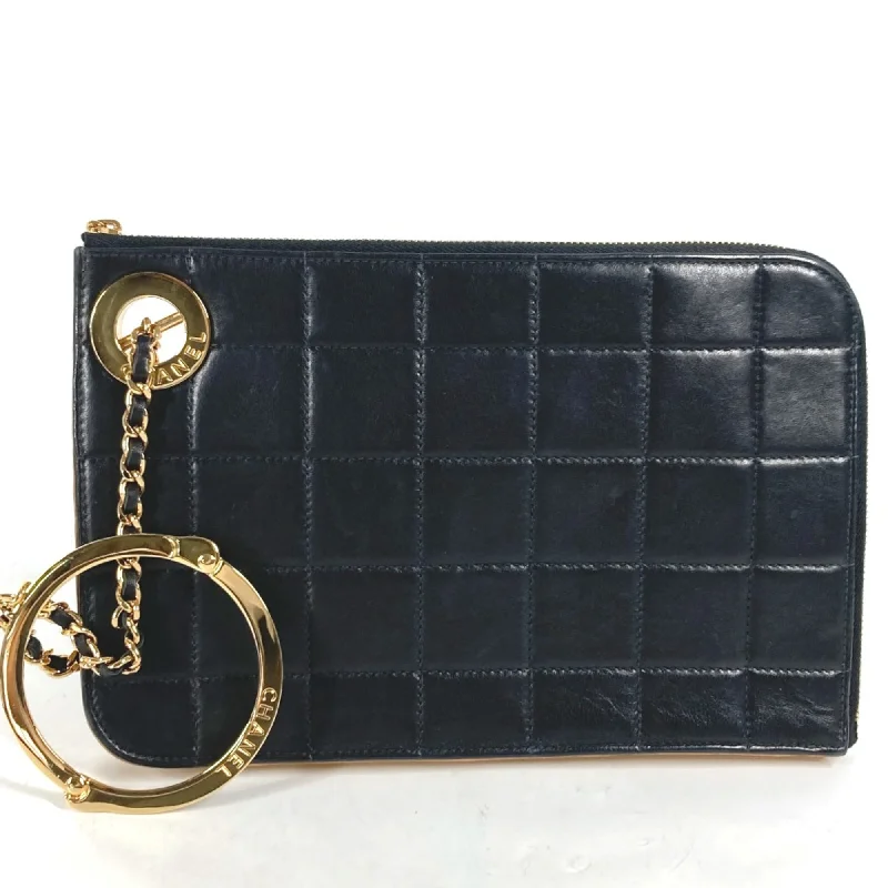 Chanel All - Match Handbag for Versatile StylingChanel Chocolate Bar L-shaped zipper Pouch 2WAY Chain Clutch bag Black Gold