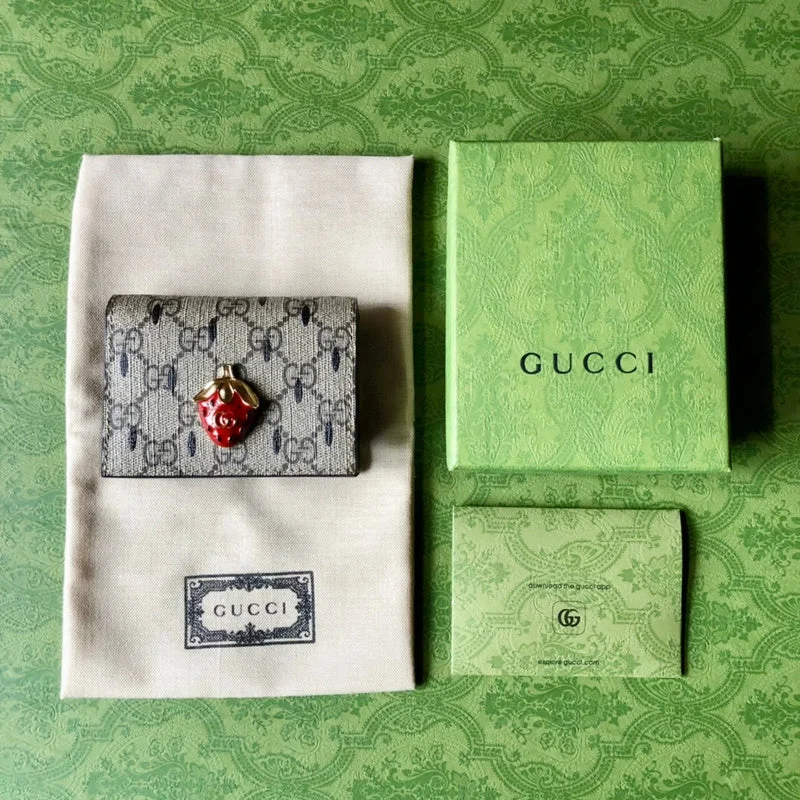 Ladies Gucci Dionysus bags in a pastel colorGucci Luxury - Bags - 195